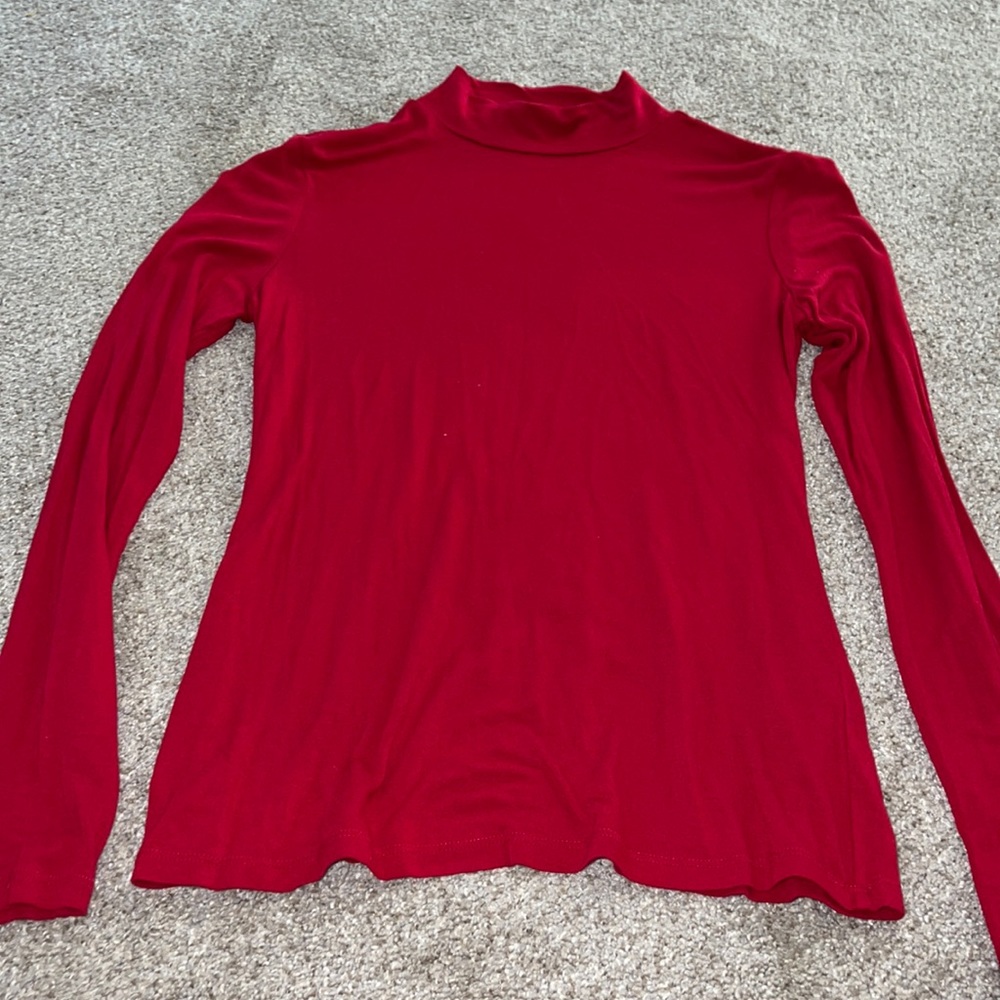 Red Turtle Neck